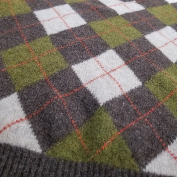 Club Room Argyle 100% LAMBSWOOL V-Neck L/S Top - Picture 8 of 8